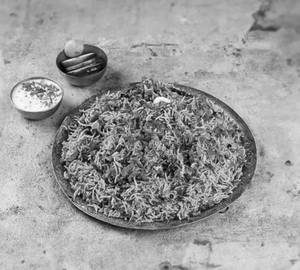 Chicken Dum Biryani Spl ( Raita , Salan and sweet )