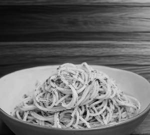 Spaghetti aglio e olio pasta