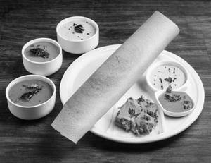 Butter Onion Masala Rava Dosa
