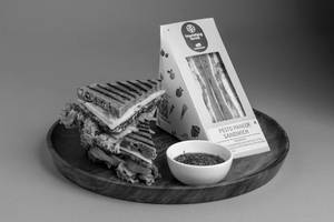 Pesto Paneer Sandwich On Multigrain Brown Bread