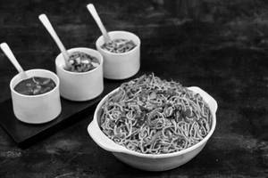 Schezwan Mixed Noodles Non Veg