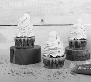 Cocoa biscoff fusion cup cake