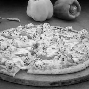 Peppy Paneer Pizza 6 inch 