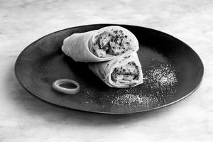 Pepper Chicken Parotta Roll