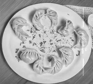 Chicken Malai Momos