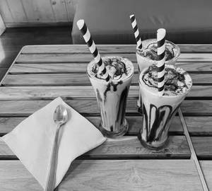 Chocolate Cold Coffee With Ice Cream