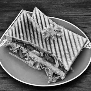 Mayoneese Grill Sandwich