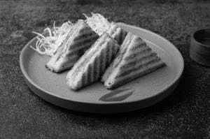 Spicy Mozzarella Cheese Sandwich