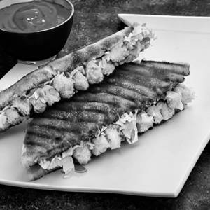 Chicken Nuggets Arabic Roll