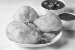 Spl. Poori Chole 