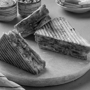 Veg Schezwan Grill Sandwich