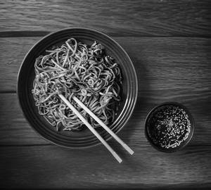 Chicken Schezwan Hakka Noodles