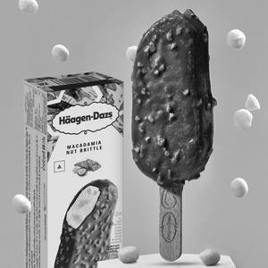 Macadamia Nut Brittle Stick [69 grams]