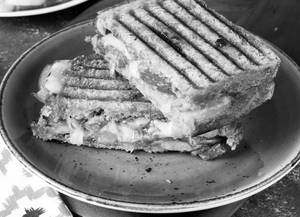 Grilled Potato Masala Cheesy Bliss Sandwich [2 Layer]