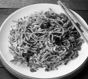 Chilli Garlic Noodles