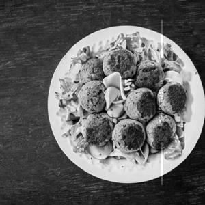 Falafel Salad