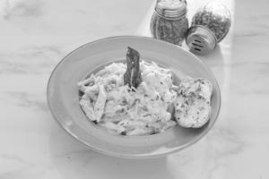 Penne Alfredo (Veg)