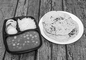 Chole With Rice And 2 Chapatis (free)