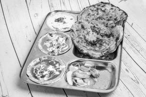 Mix Chur Chur Naan thali