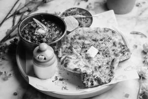 Aloo Chur Chur Naan