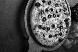 Veggie Makhani Pizza