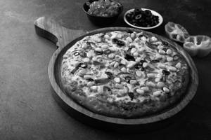 Spicy Delight Pizza