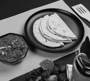 Palak Paneer & 3 Roti