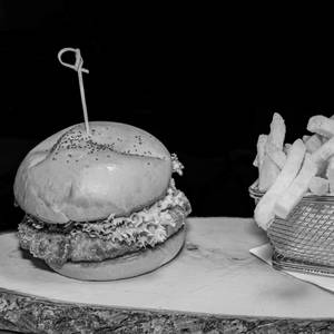 Bae's Classic Veg Burger