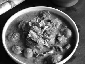 Mushroom Do-Pyaza