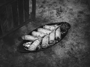 Sesame Seed Base Spring Roll