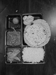 Spl Chicken Thali