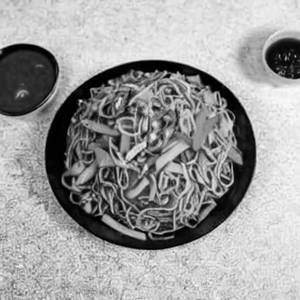 Veg Hakka Noodle