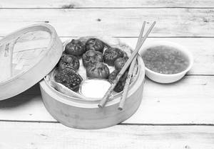 Millet Momos [Ragi Flour][8 Pcs]