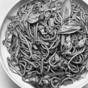 Chicken Spicy Basil Noodles [Spicy]