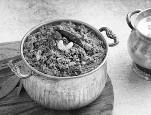 Gunadamma Gari Gongura Annam