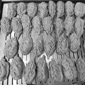 Chicken steamed momos [6 pcs]