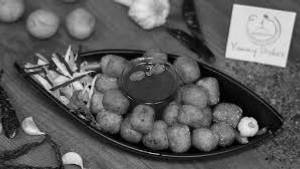 Chilli Potato Balls [8 Pieces]