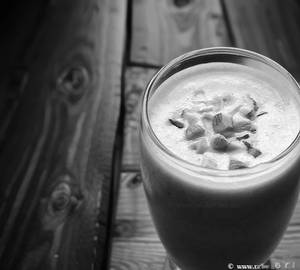 Dry fruit shake