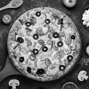 Peri Peri Paneer Pizza