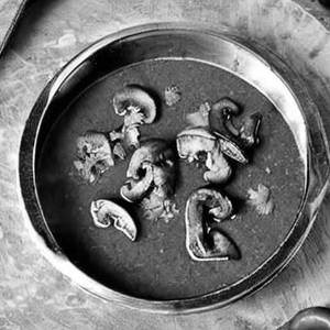Mushroom Tawa Gravy