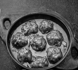 Veg Ball Manchurian Gravy