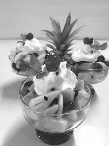 Fresh Fruits With Ice-Cream