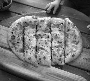 Paneer Garlic Bread
