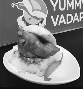 Cheese Garlic Samosa Pav