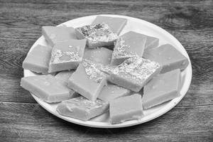 Besan Burfi [Kg]
