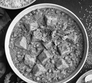 Mattar Paneer Spl