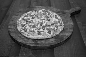 Paneer Tikka Pizza