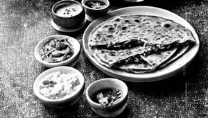 Egg Mughlai Paratha