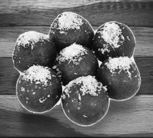 Dry gulab jamun