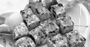 Paneer Lasooni Tikka
